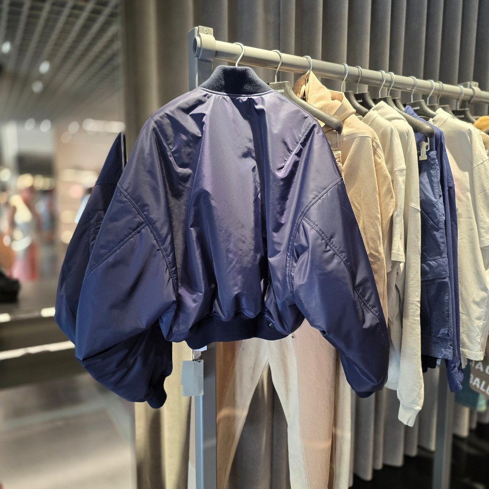발렌시아가 나일론 남성 라운드 봄버 자켓 831364 TLO25 4100