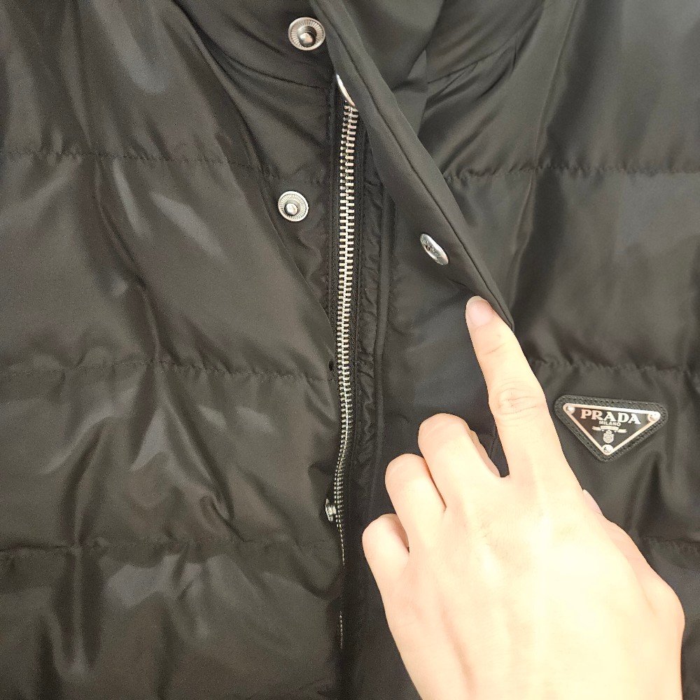 프라다 삼각로고 리나일론 남성 집업 패딩 SGC677