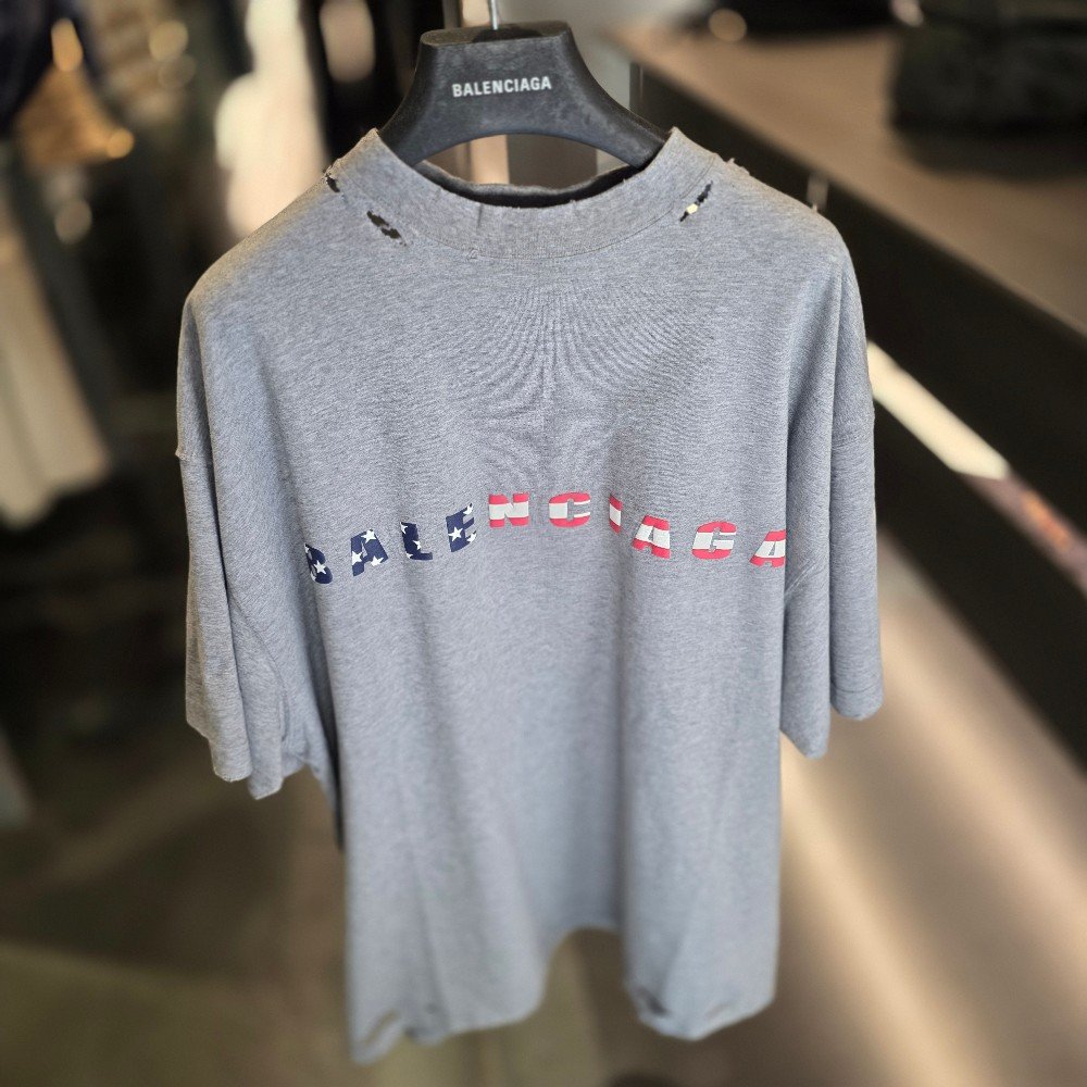 발렌시아가 인터내셔널 USA 오버사이즈 반팔 티셔츠 831305 TSVL8 1300
