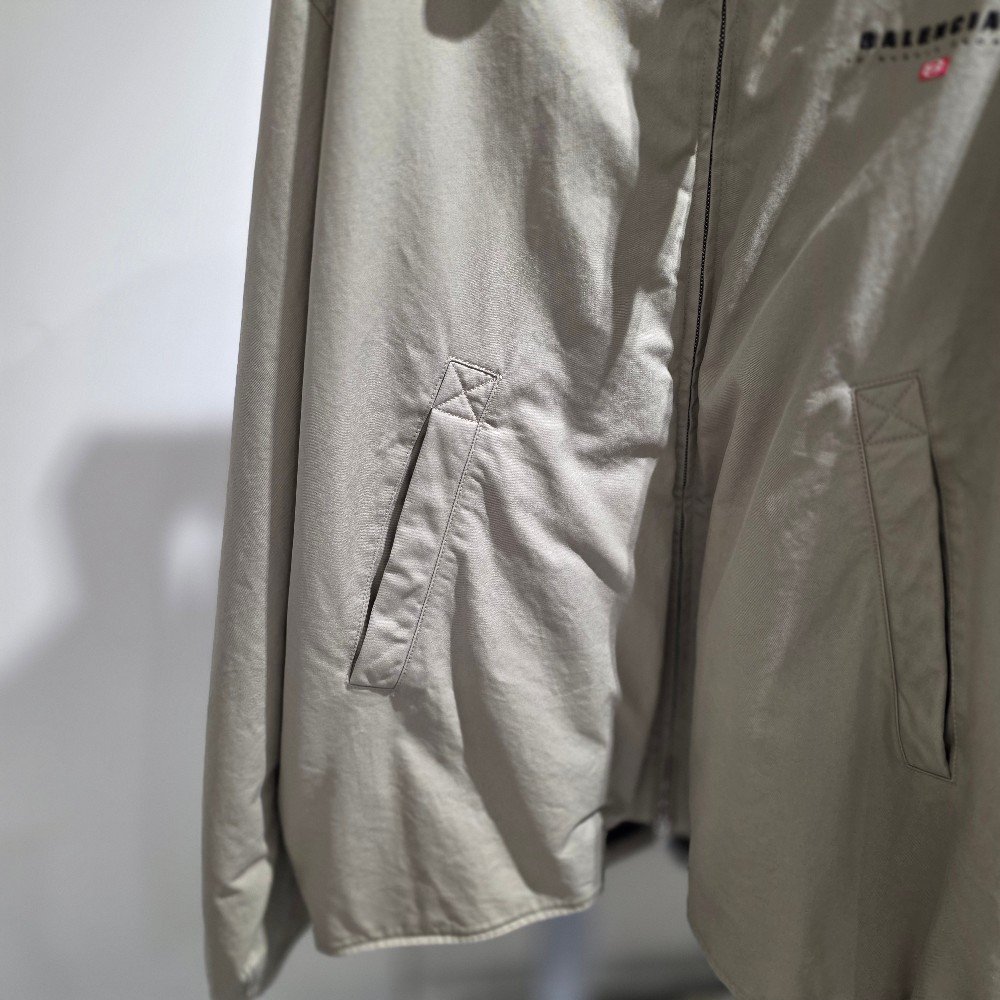 발렌시아가 로고 남성 집업 자켓 825971 TKP06 2801
