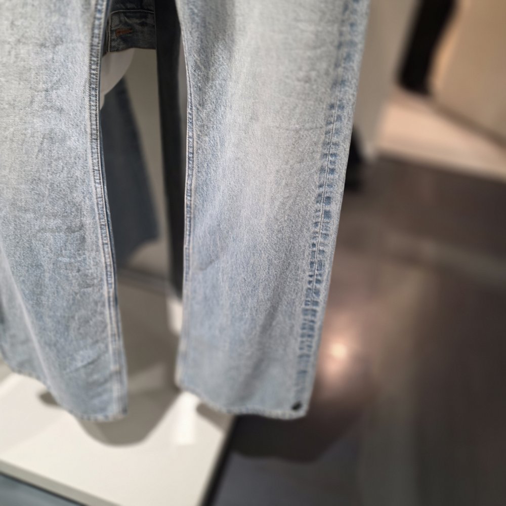 발렌시아가 플레어 데님 팬츠 775621 TJW79 004