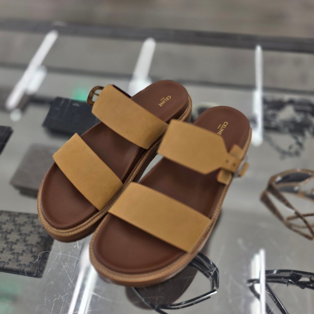 셀린느 티피 남성 뮬 샌들 353923778C.38NO